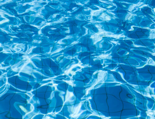 Vantagens da Medição e Controle de cloro e pH no Tratamento de Água de Piscinas