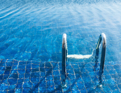 Piscinas Sustentáveis: Como Reduzir o Consumo de Água e Produtos Químicos